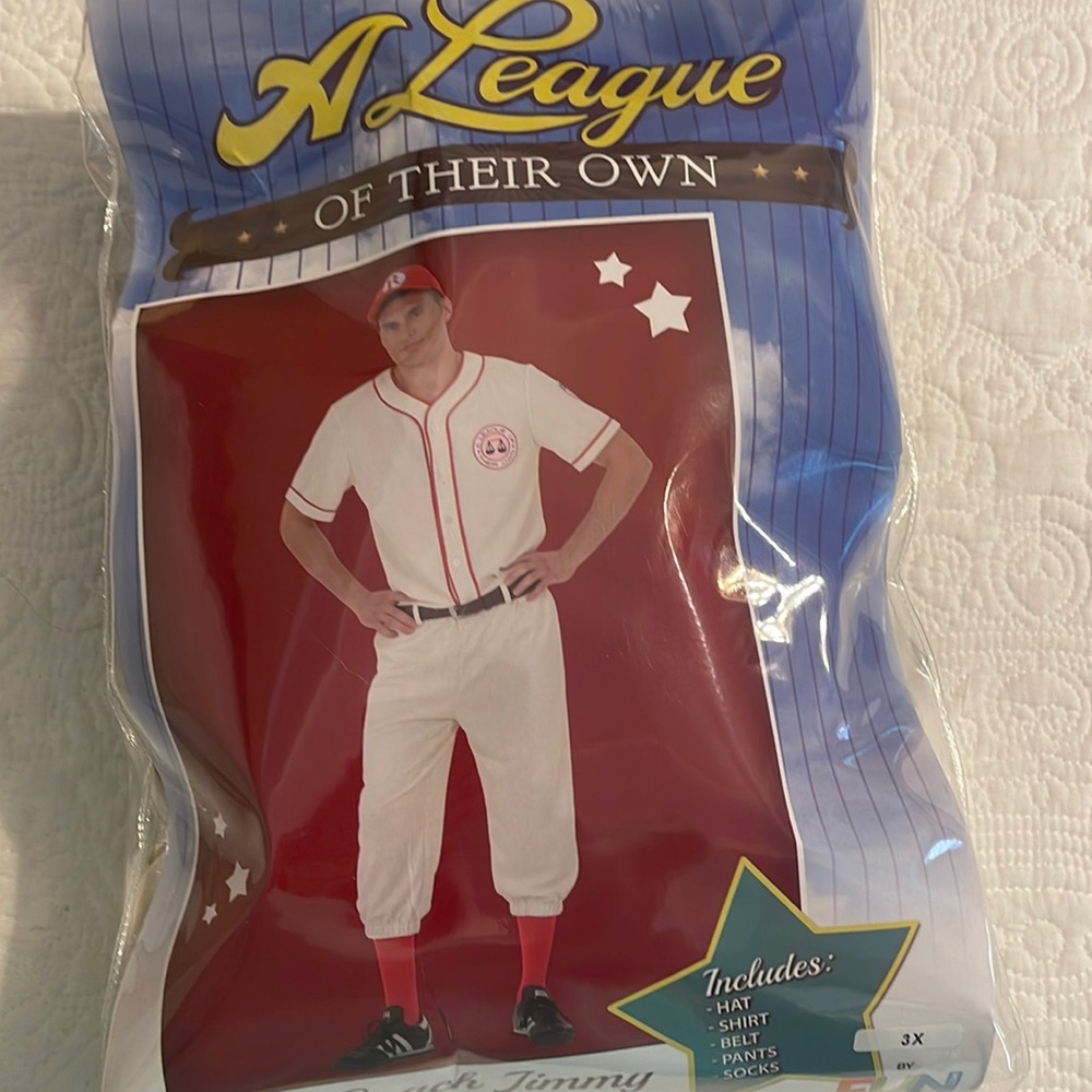 A League of Their Own coach costume. Size 3X Halloween costume